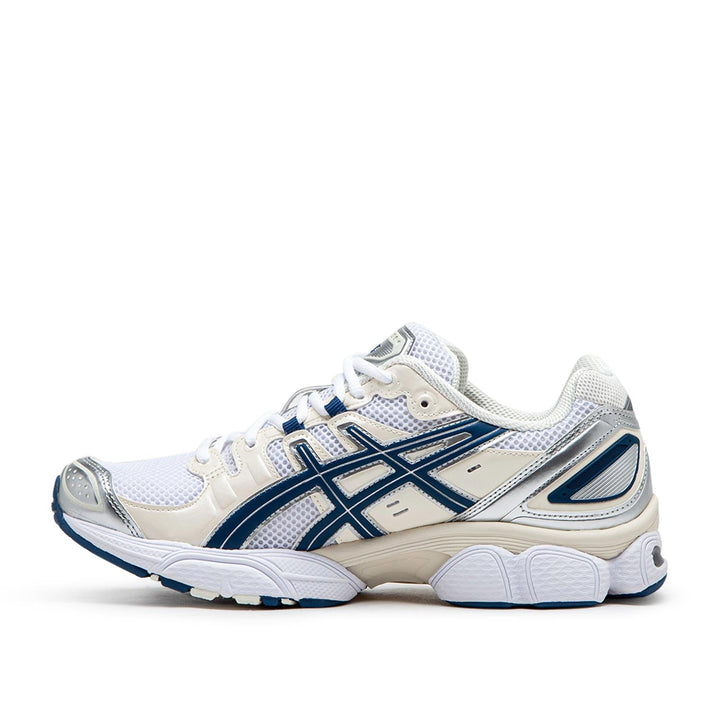 Asics WMNS Gel-Nimbus 9 (crème / marineblauw)