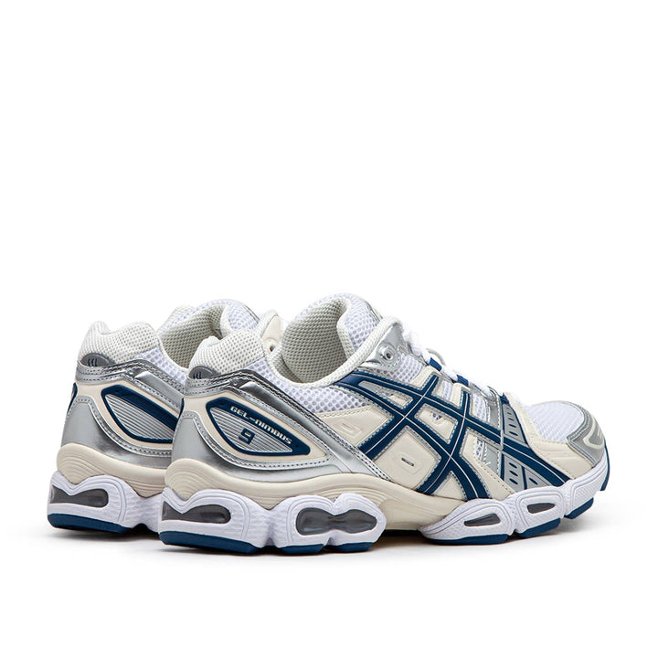 Asics WMNS Gel-Nimbus 9 (crème / marineblauw)