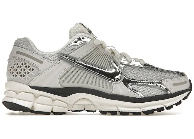 Nike Zoom Vomero 5 Photon Dust Metallic Zilver