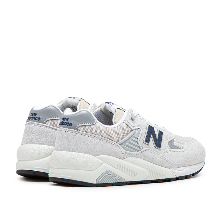 New Balance MT580GNV (Grijs)