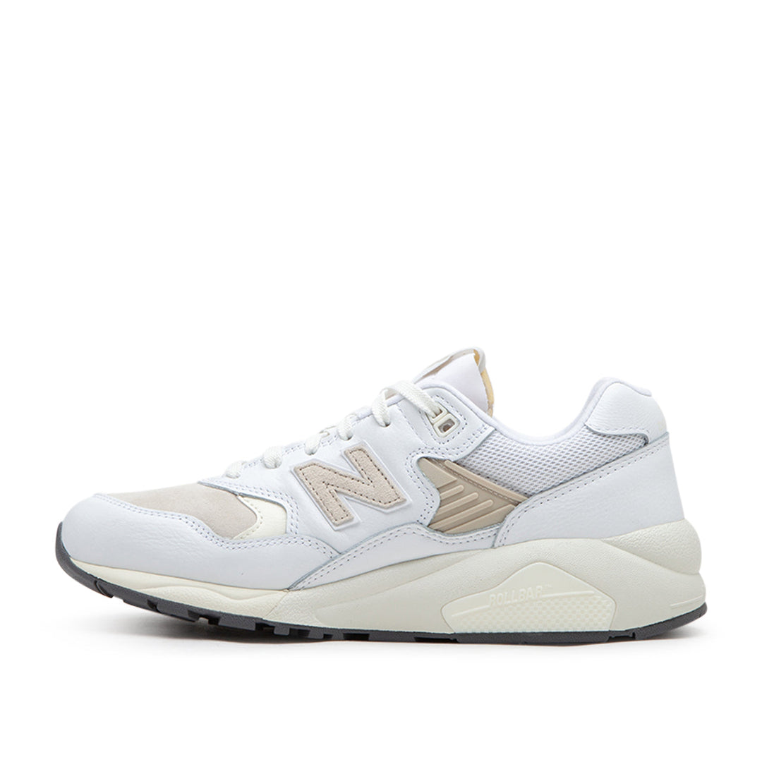 New Balance MT580VTG (Wit / Beige)