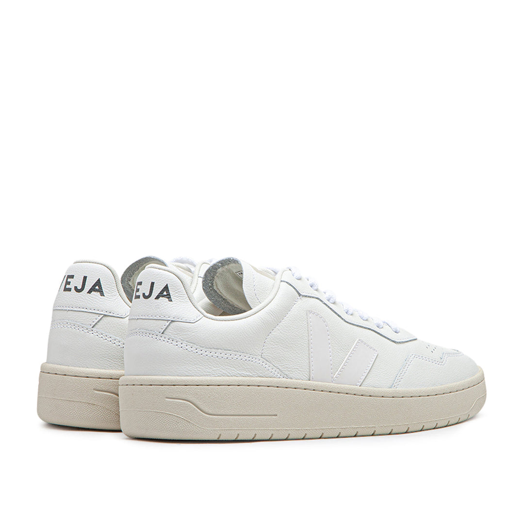 Veja V-90 Leather (White)